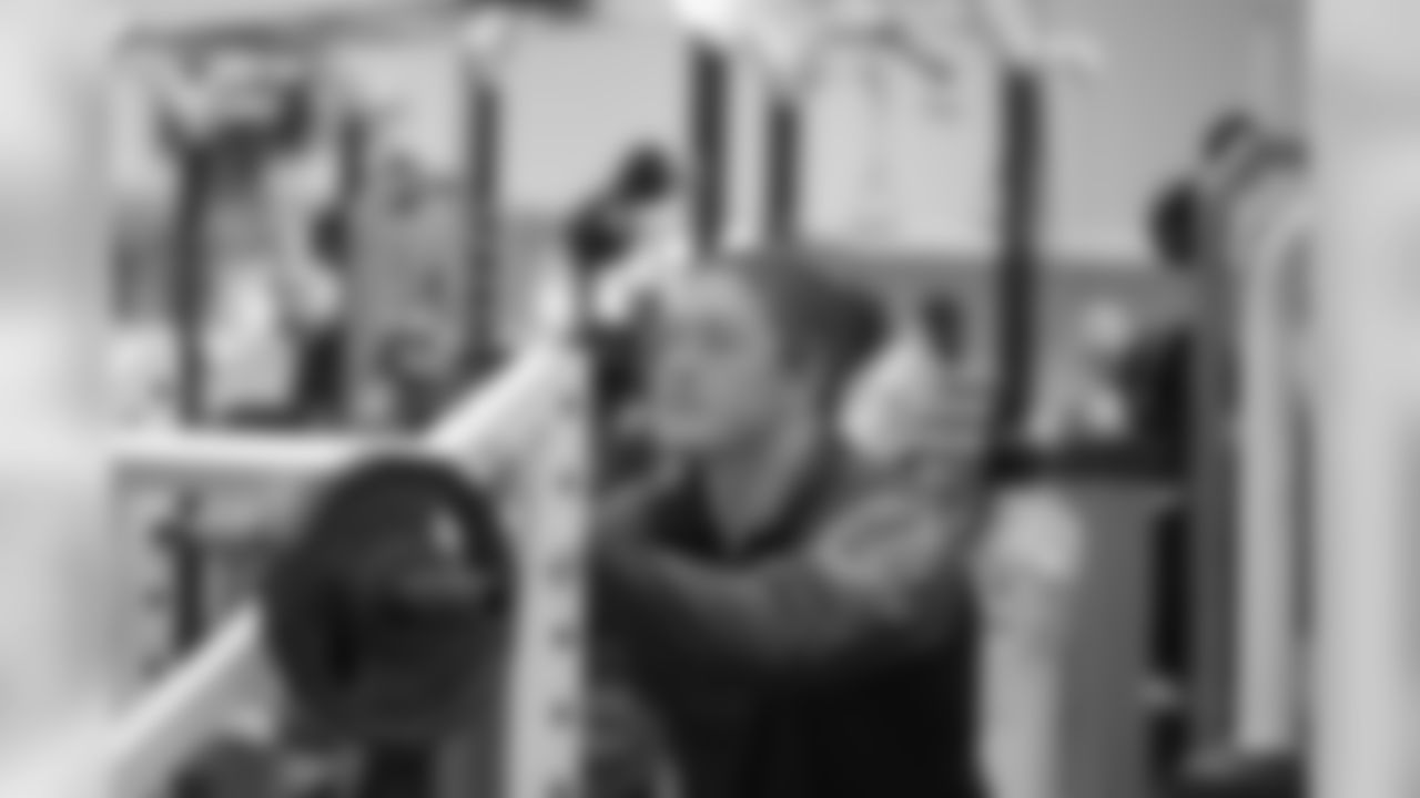 181009-Vigil_Nick_lift