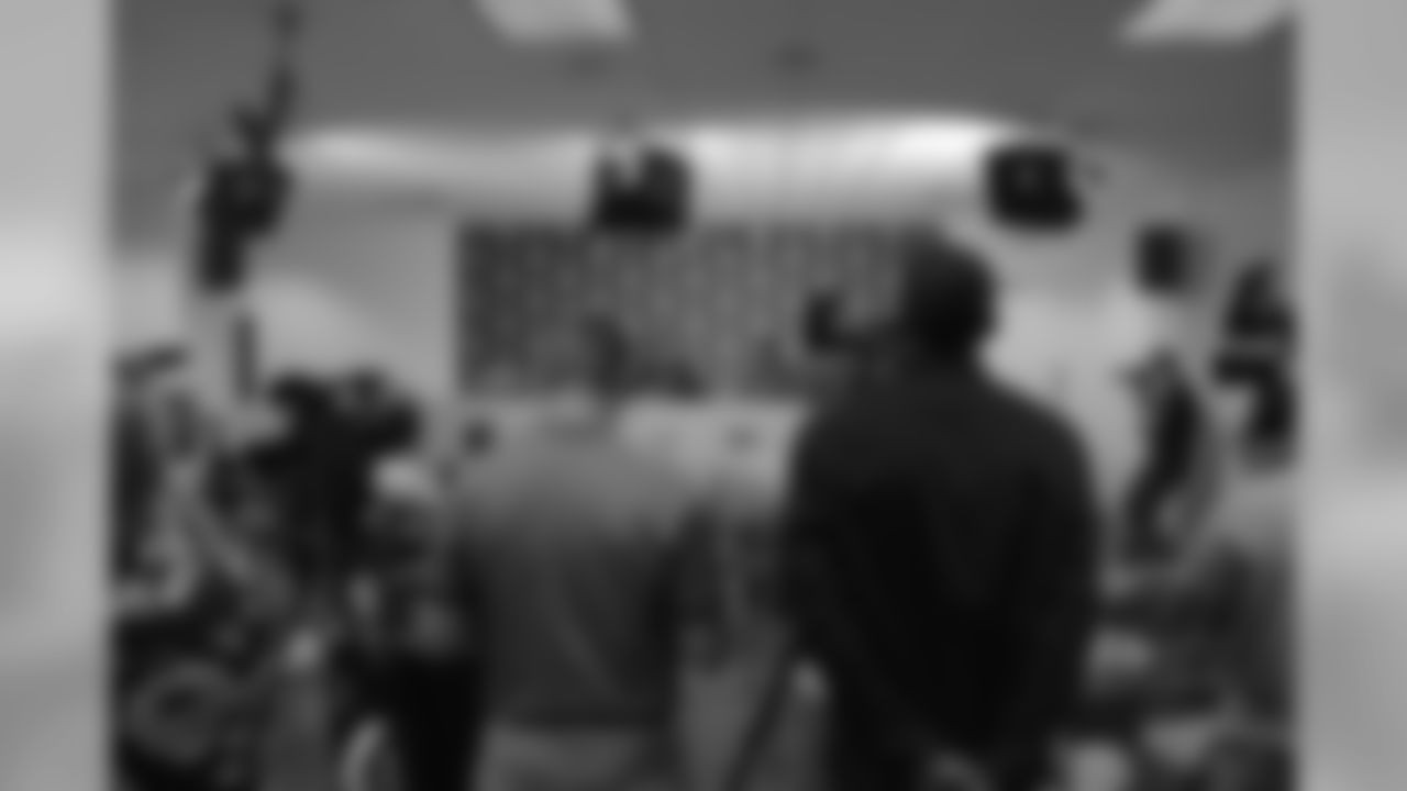 182908-Press_Conference_Media