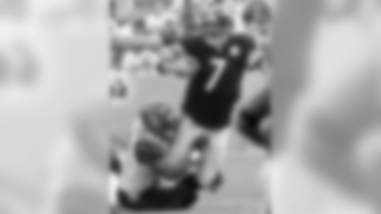 Bengals-Steelers Photo Gallery (11/15/09)