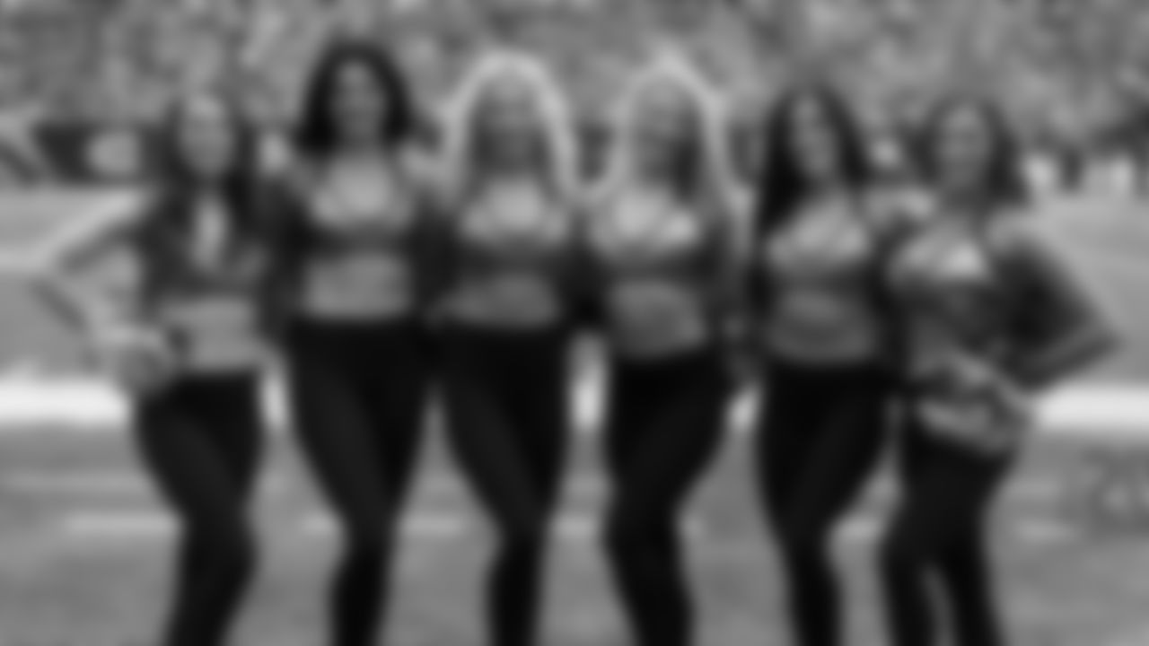 191007-Ben-Gals_Cheerleaders_Cardinals_WK5_24