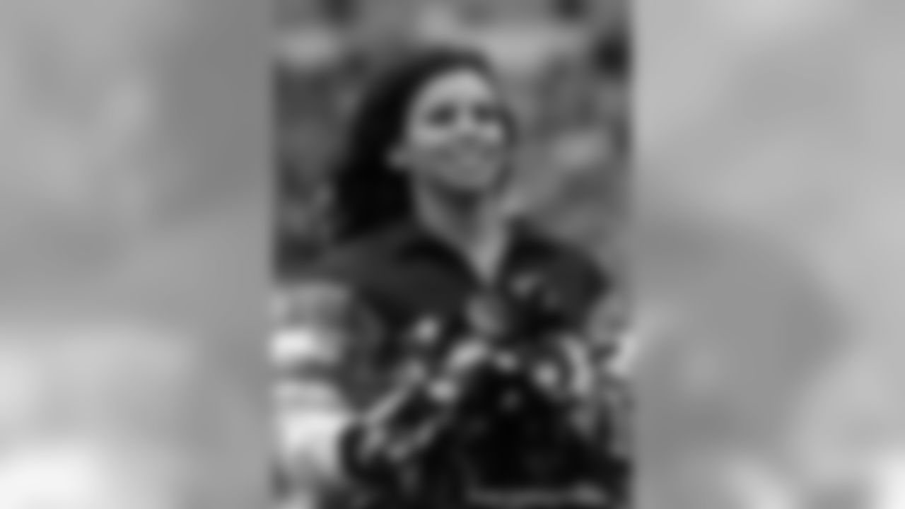 Cheerleaders 06-104