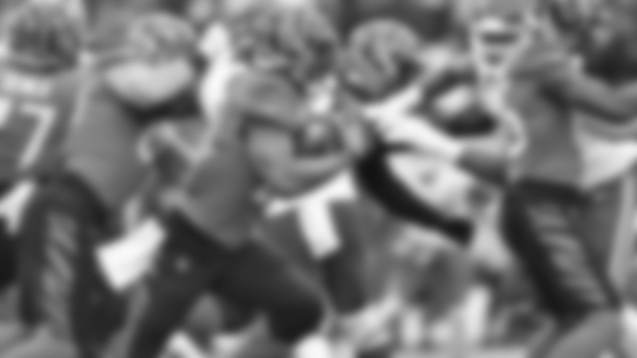 Running back Joe Mixon in action against the Kansas City Chiefs in Week 17 at Paul Brown Stadium in Cincinnati, Ohio.