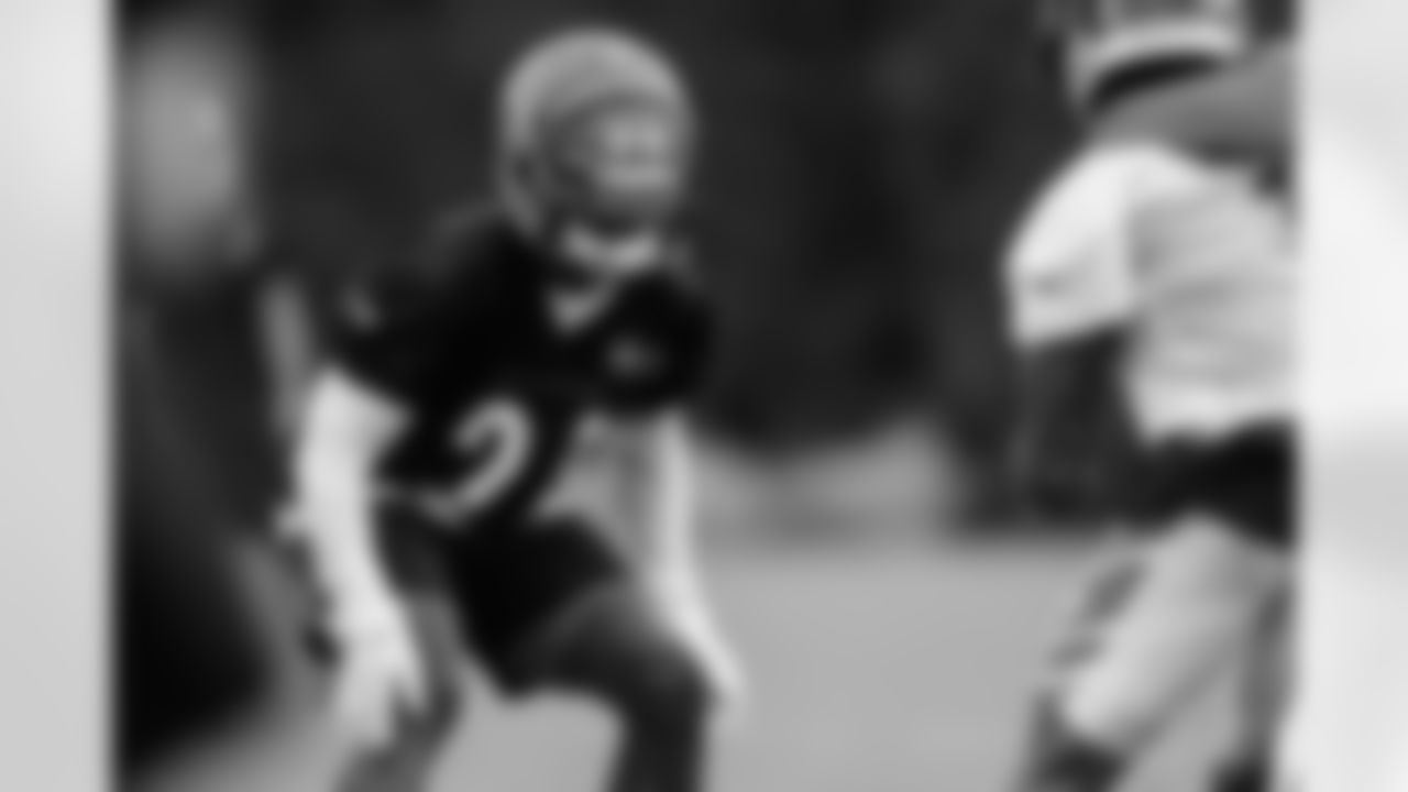 CB Mike Hilton