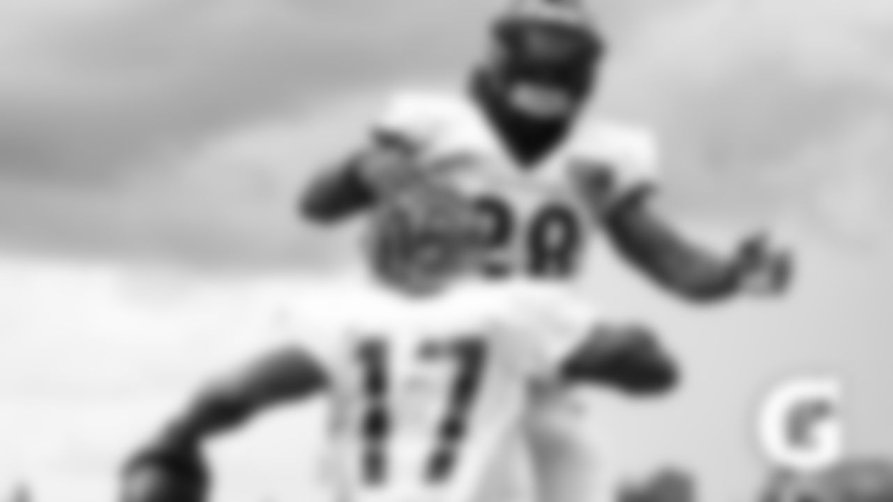 WR Stanley Morgan and RB Joe Mixon