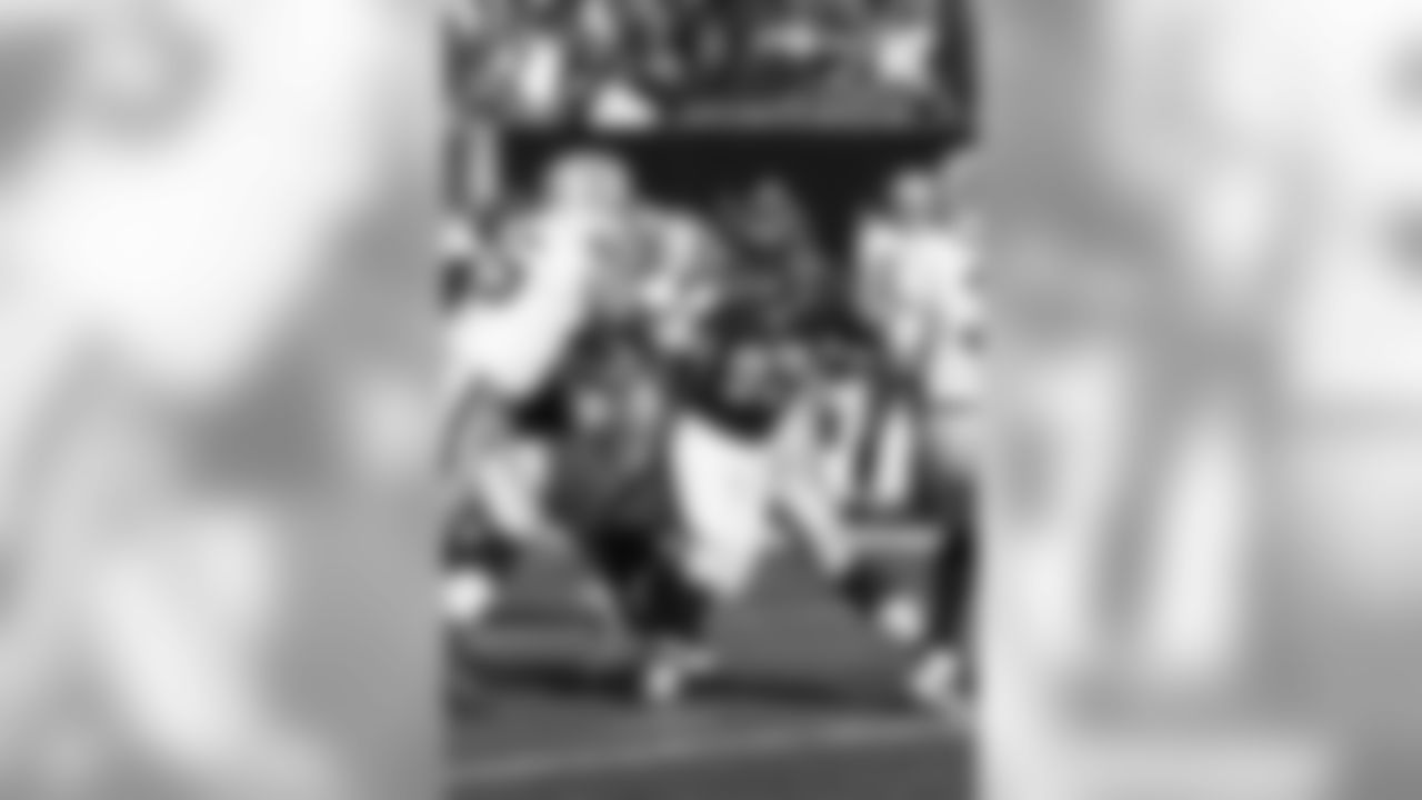 Raiders-Bengals Gallery (11/25/12)