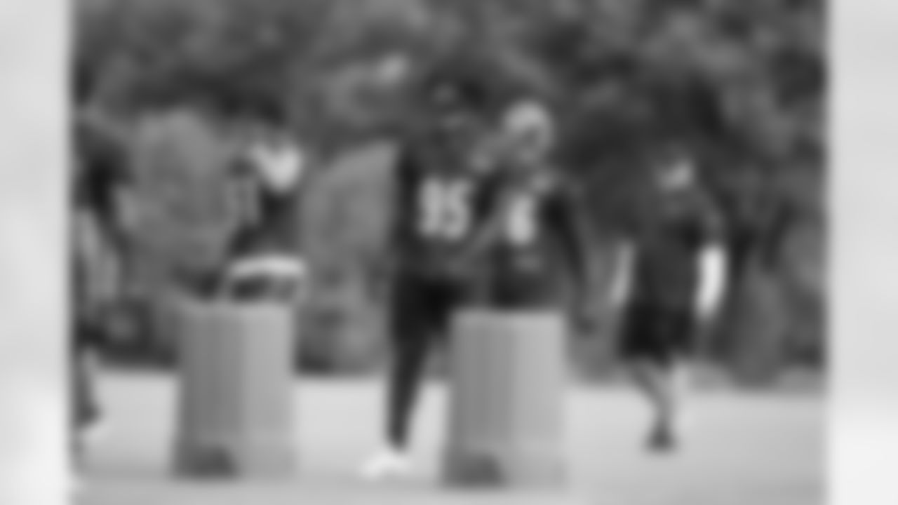 DT Zach Carter
