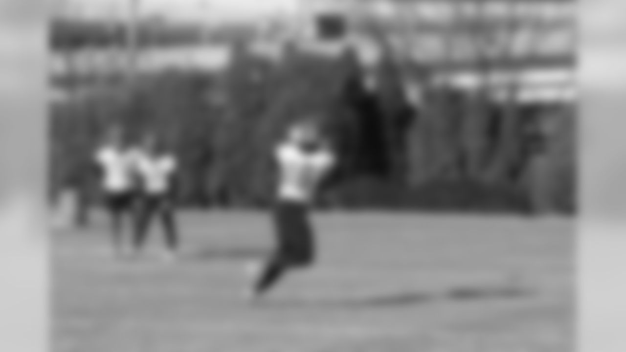 Cody Core catches a pass during practice as the Bengals prepare for the week 16 matchup against the Cleveland Browns.