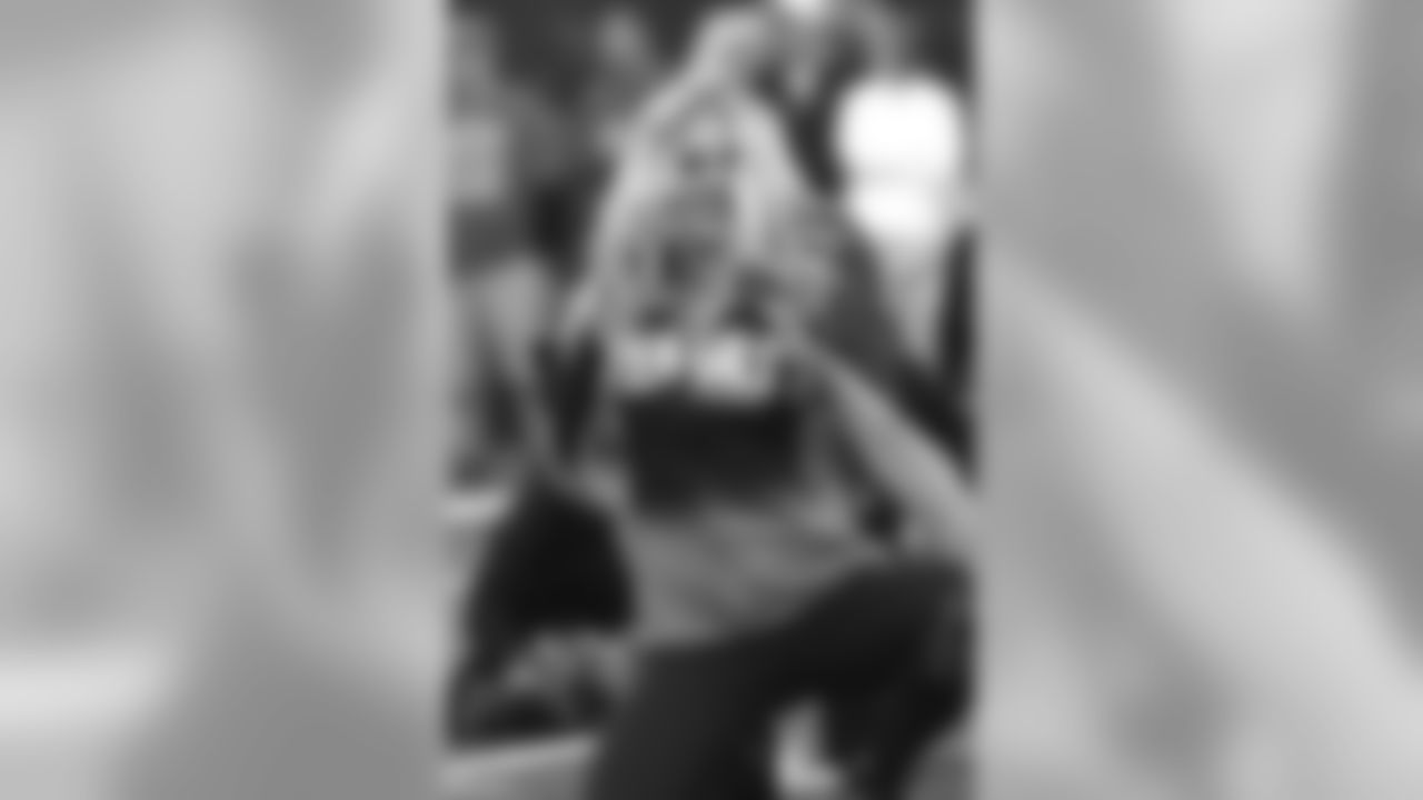 Ben-Gals Cheerleaders performing at Paul Brown Stadium