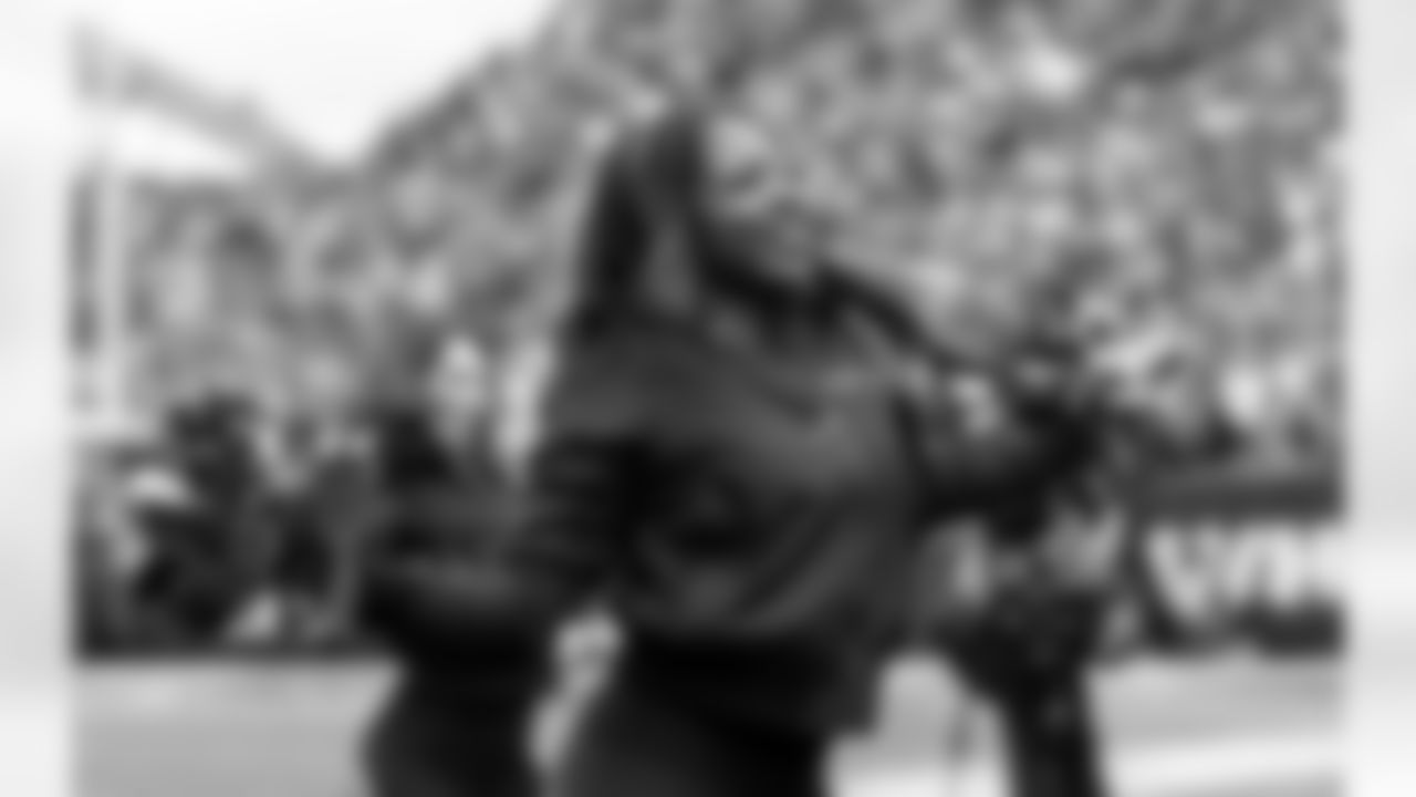 Cheer SITE-08
