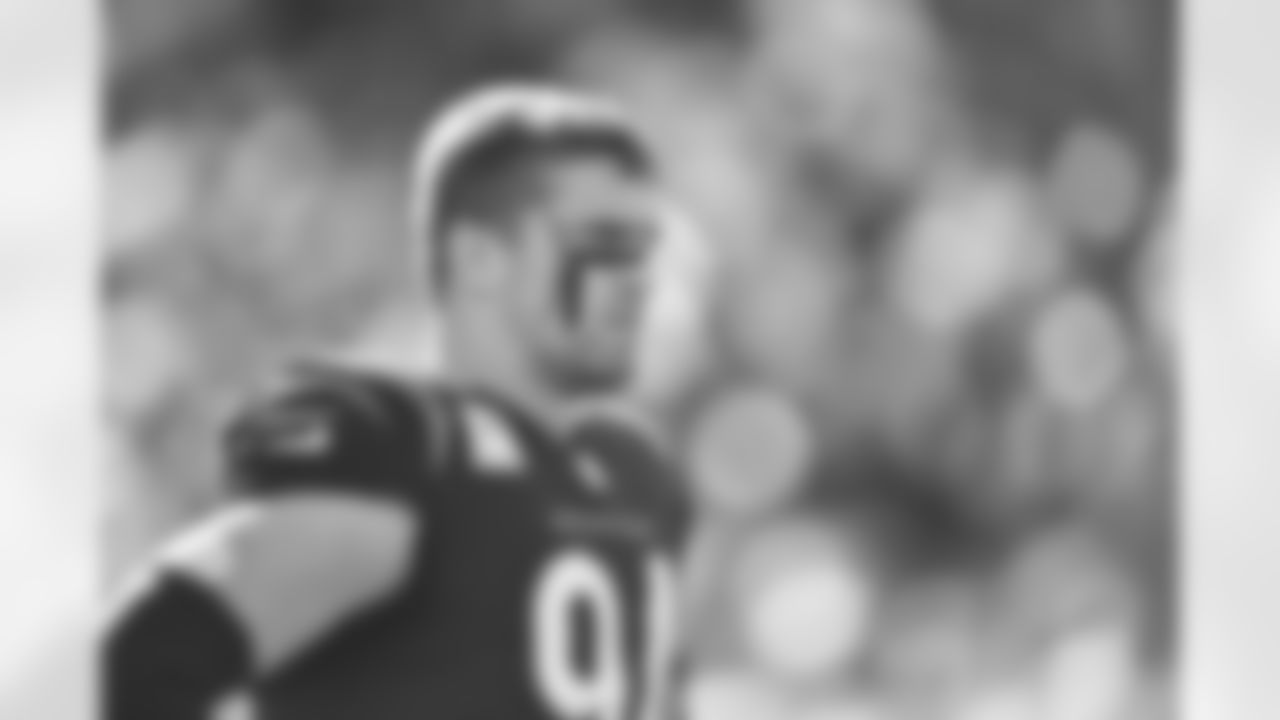 DE Sam Hubbard