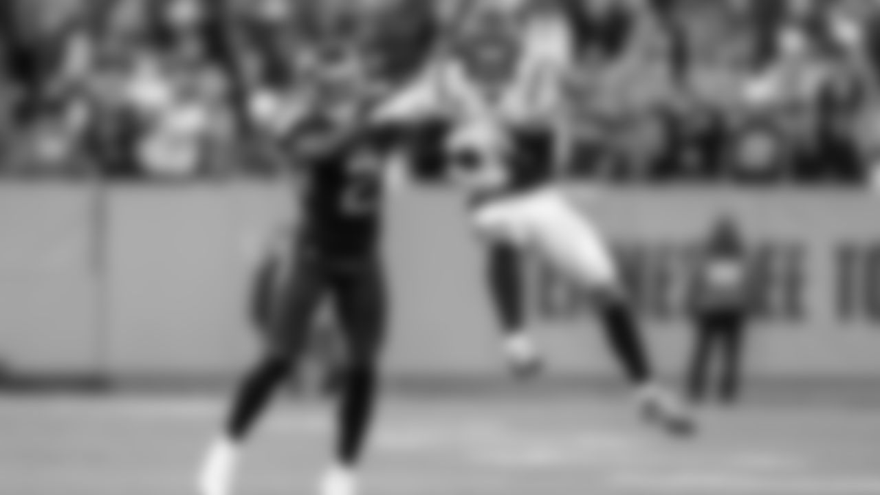 Jessie_Bates_11_INT