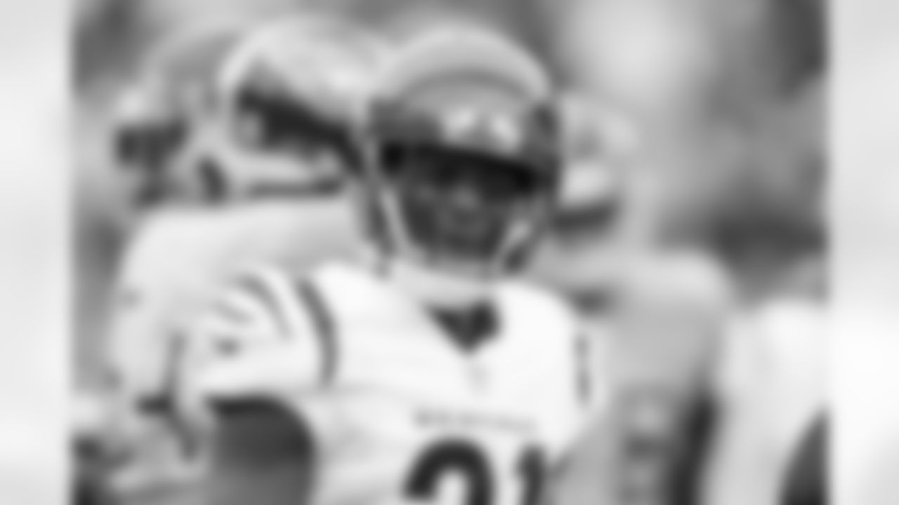 CB Mike Hilton celebrates a tackle during the third quarter of the Bengals-Titans game on Sunday, November 27 in Week 12 of the 2022 season.