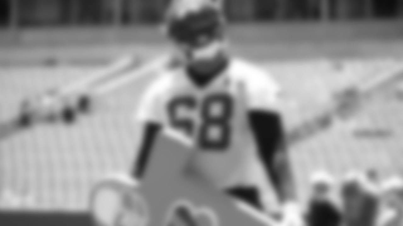 OT Bobby Hart