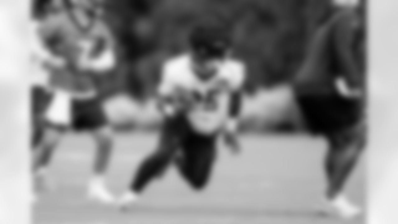 HB Chris Evans runs the ball during practice at the Kettering Health Practice Fields on Monday, September 4, 2023.