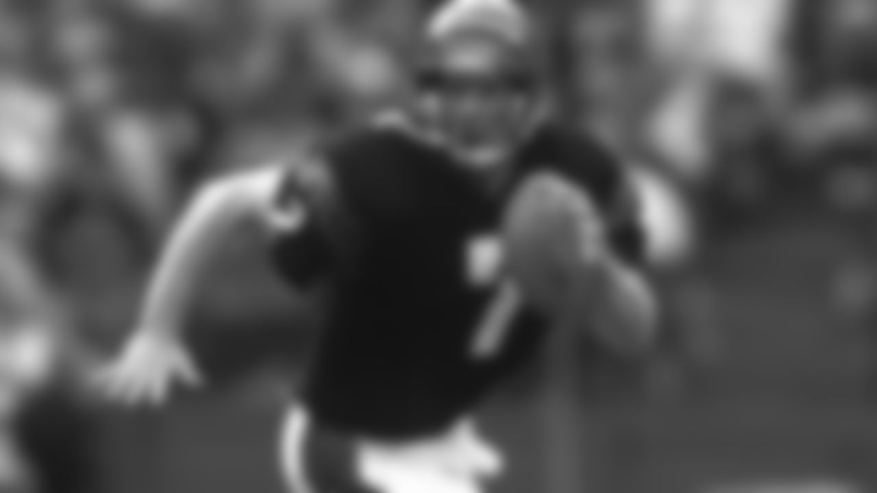 3. Boomer Esiason - 27,149 passing yards
