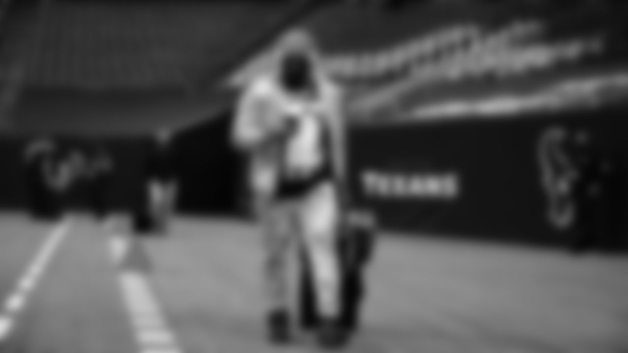 201227-Bengals-arrivals_WK16_12