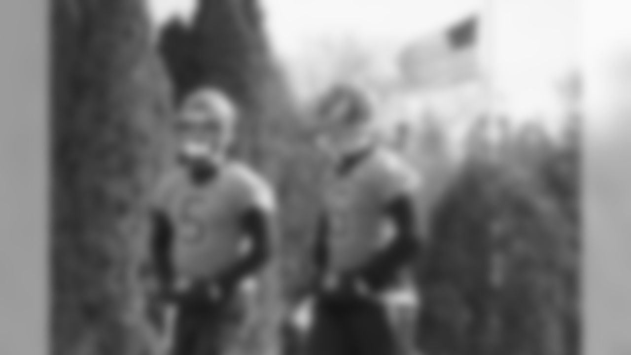 181212-Savage-Driskel_practice