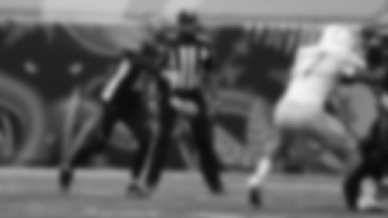 Kevin Huber (10) drop back for a punt against the Los Angeles Chargers on Sunday, Sept. 13, 2020.