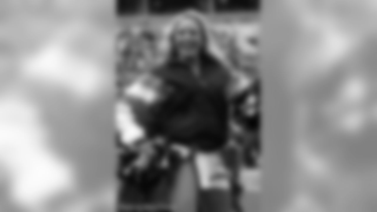 Cheerleaders 06-71