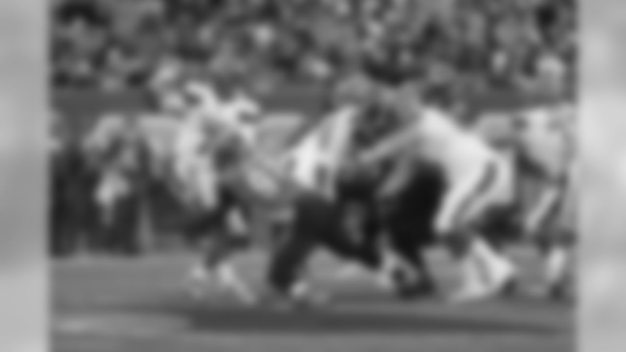 Atkins-Geno-171126-Cle.-007