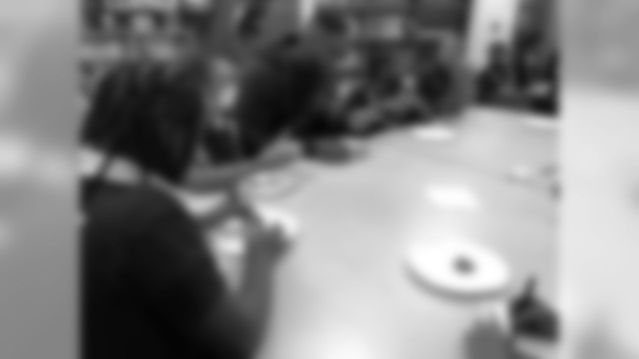 181001-Dunlap-Carlos_community_service (6)