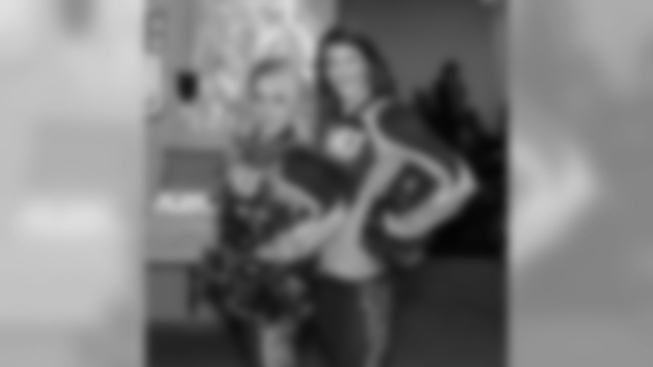 Ben-Gals Cheerleaders performing at Paul Brown Stadium