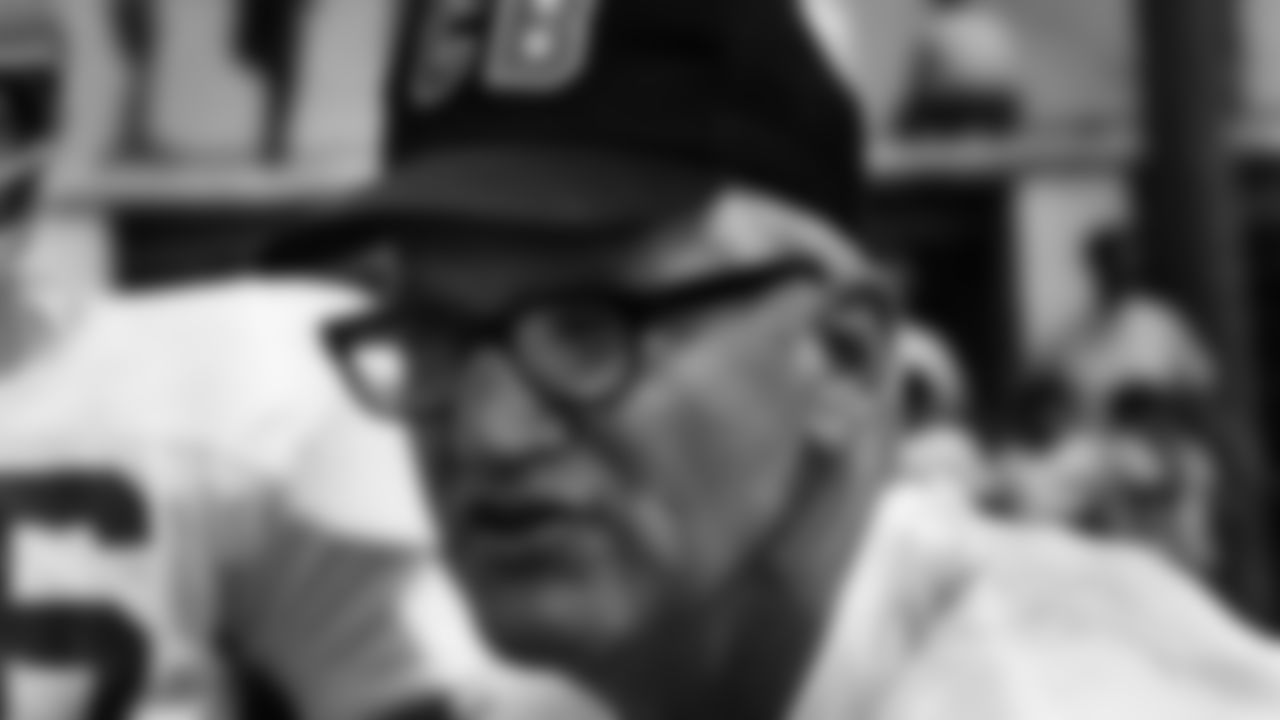 Head coach Bill Johnson: 1976-78
