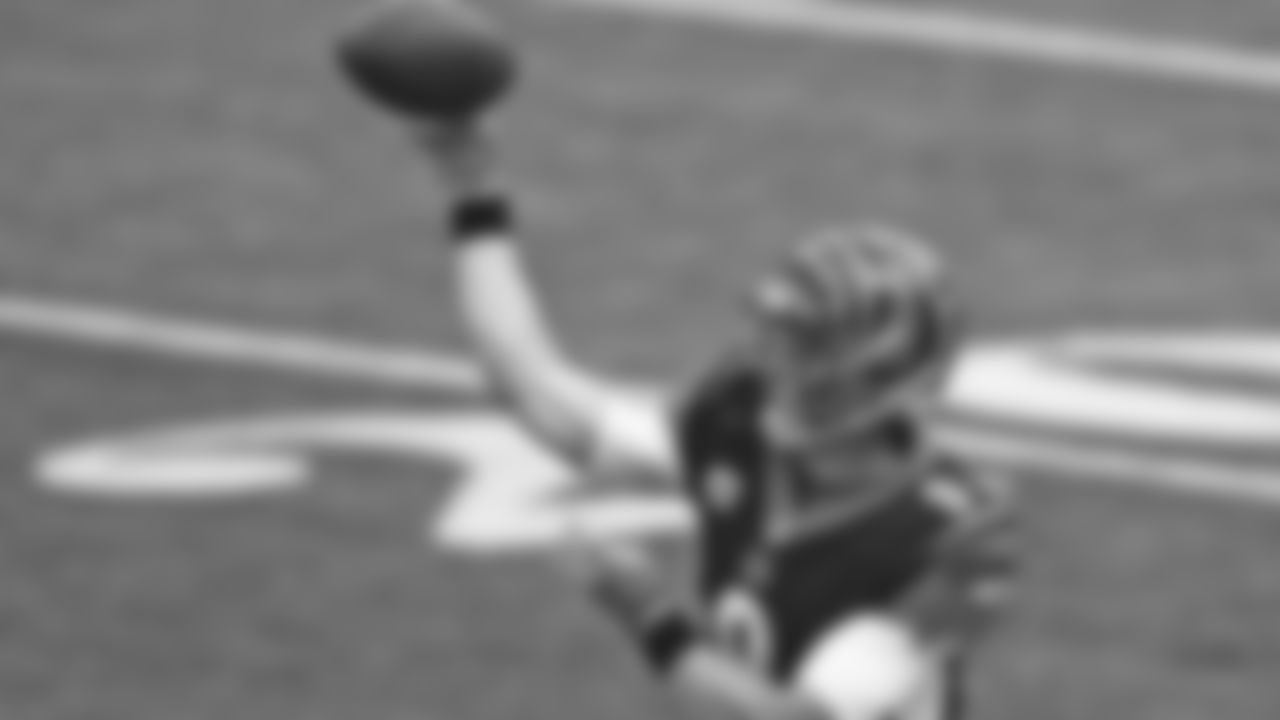 Cincinnati Bengals quarterback Joe Burrow (9) during before an NFL football game between the Cincinnati Bengals and the Los Angeles Chargers, Sunday, Sept. 13, 2020, in Cincinnati. (AP Photo/Aaron Doster)