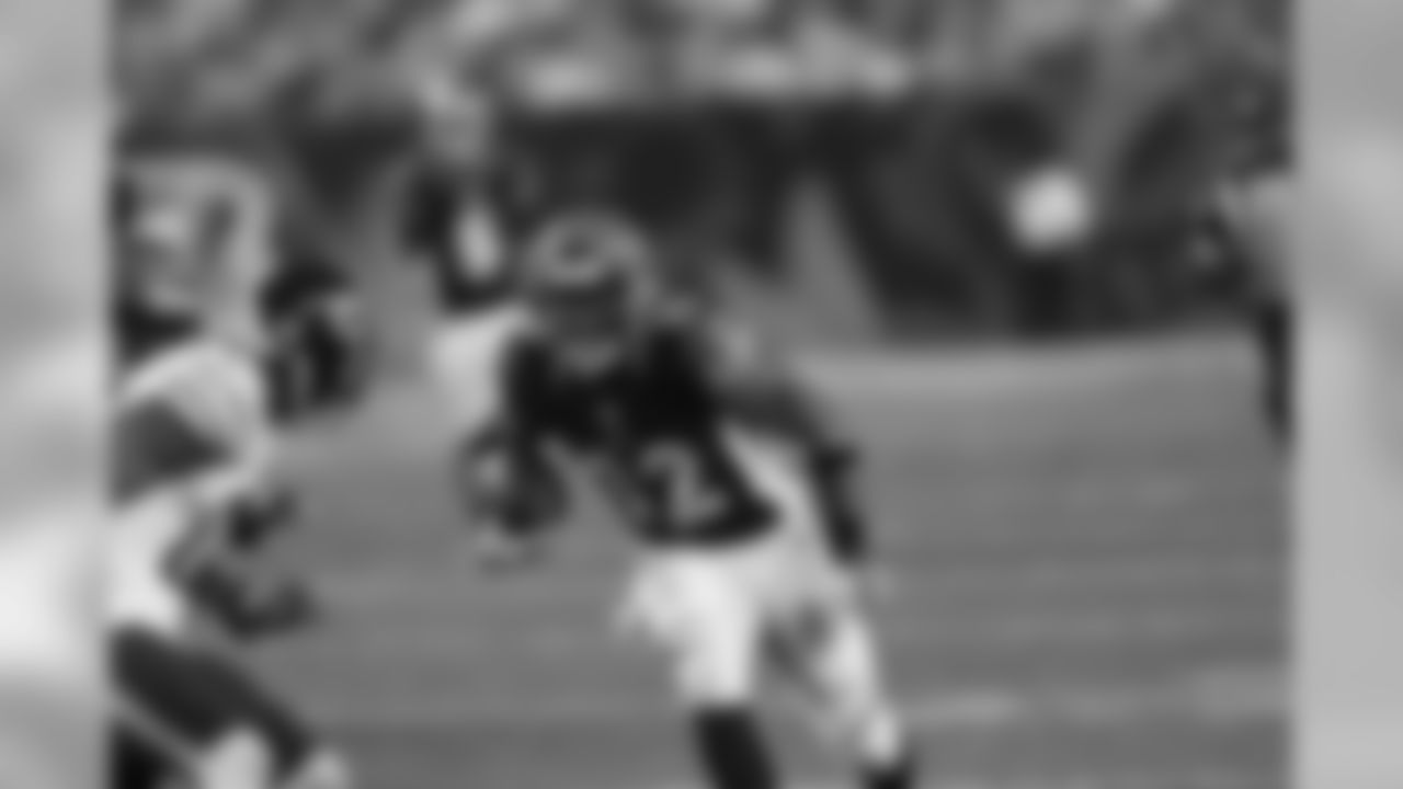 HB Jeremy Hill