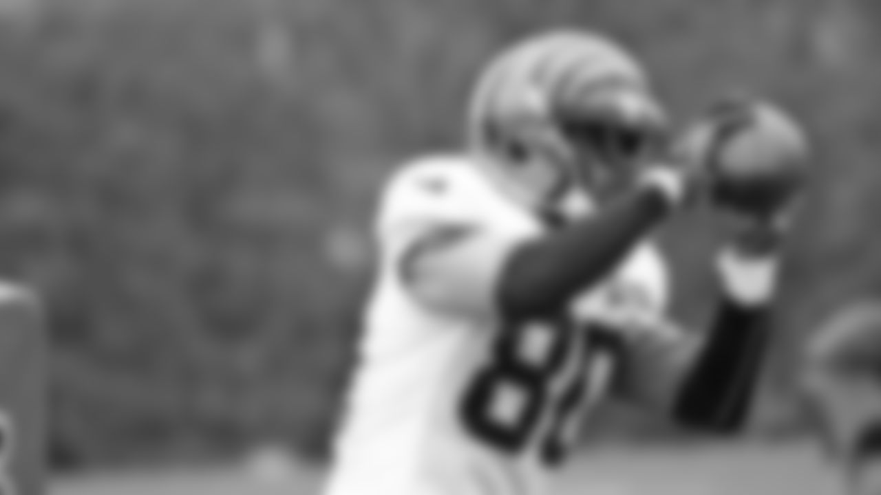 WR Mike Thomas