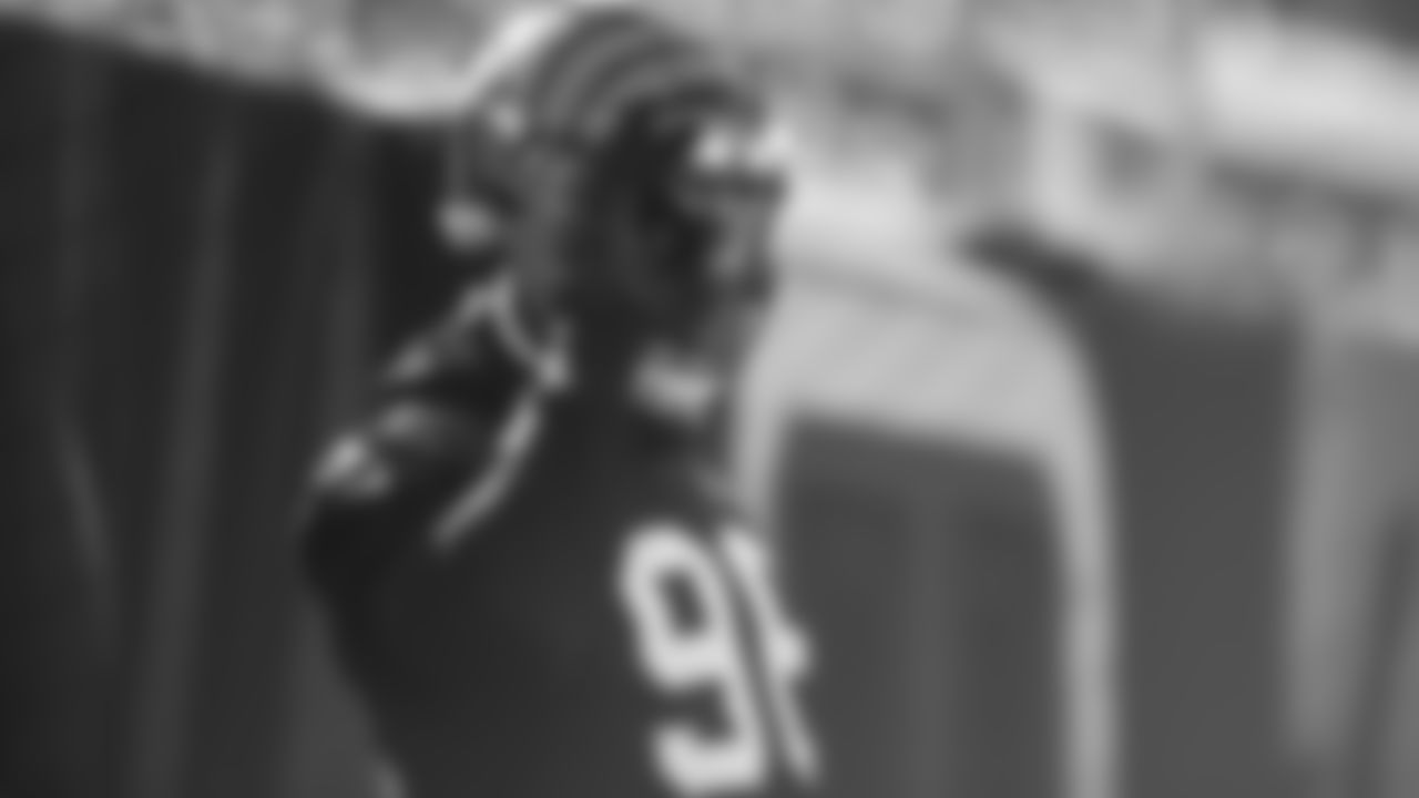 DE Carlos Dunlap