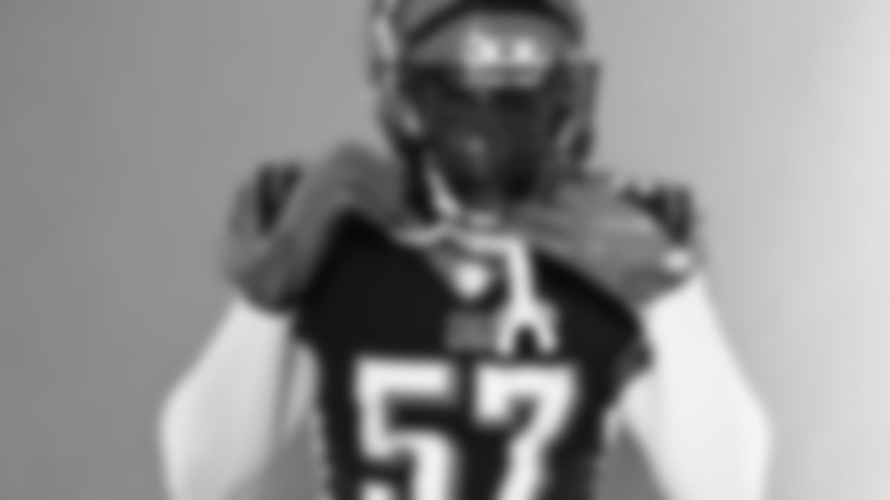 LB Germaine Pratt