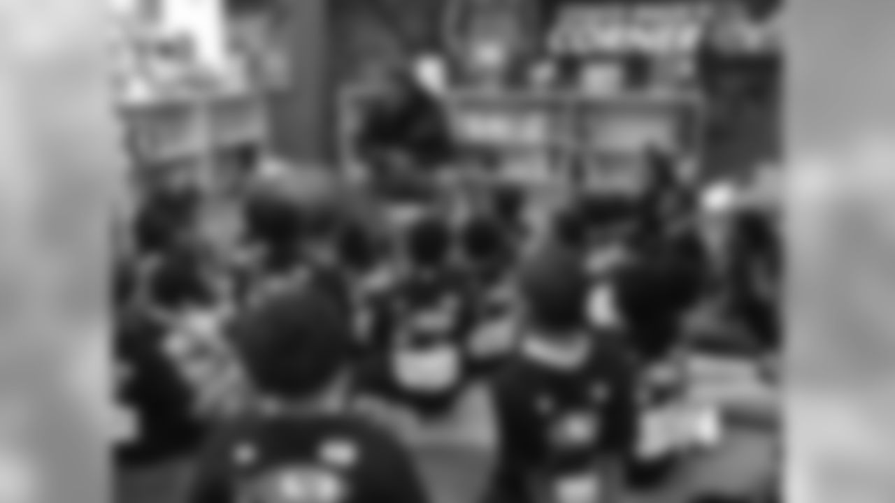 181001-Dunlap-Carlos_community_service (3)