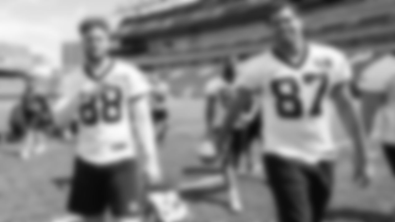 TE Jordan Franks and TE C.J. Uzomah