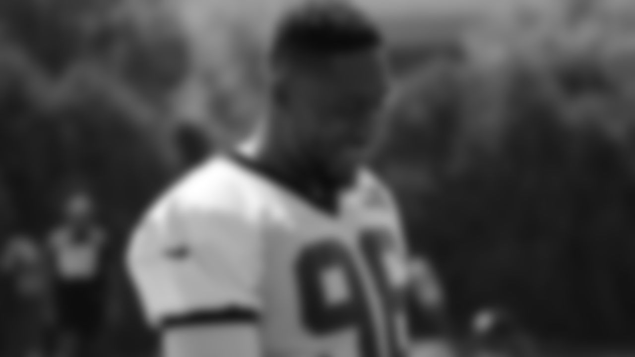 DE Carlos Dunlap