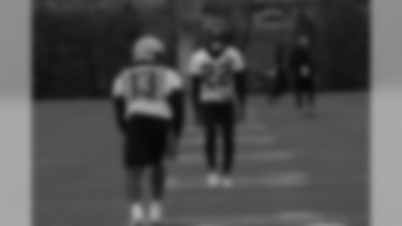 181105-Jackson-William_practice_backpedal