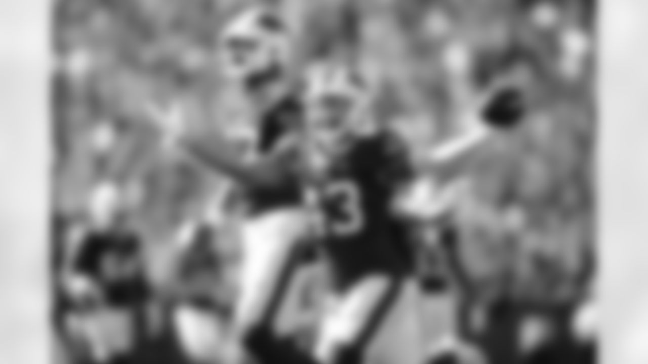 Buffalo Bills vs Miami Dolphins, Regular Season, October 01, 2023 at Highmark Stadium.