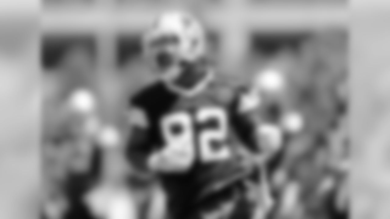 DT Cedric Thornton (91)