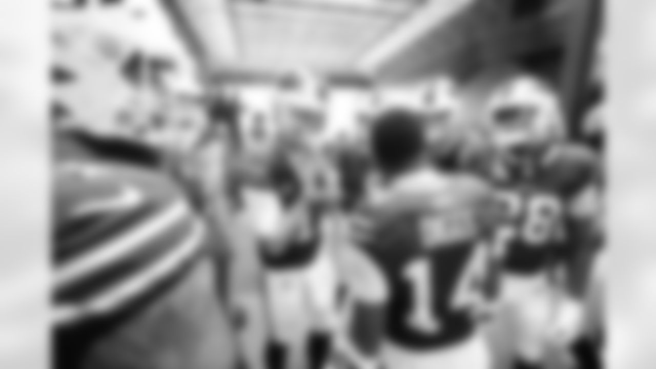 Buffalo Bills vs Las Vegas Raiders, Regular Season, September 17, 2023 at Highmark Stadium.