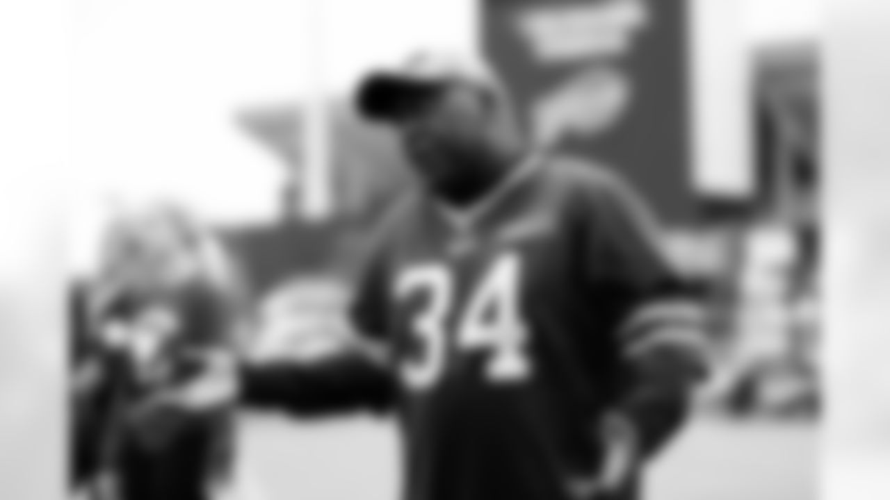 Buffalo Bills Fan Food Drive and Huddle for Hunger High School Challenge with the Rookie Club at One Bills Drive, October 17, 2023.