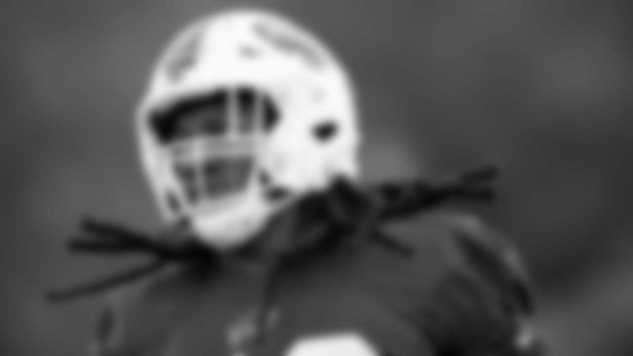 Tremaine Edmunds (49). Buffalo Bills Week 6 practice, October 15, 2021. Photo by Ben Green