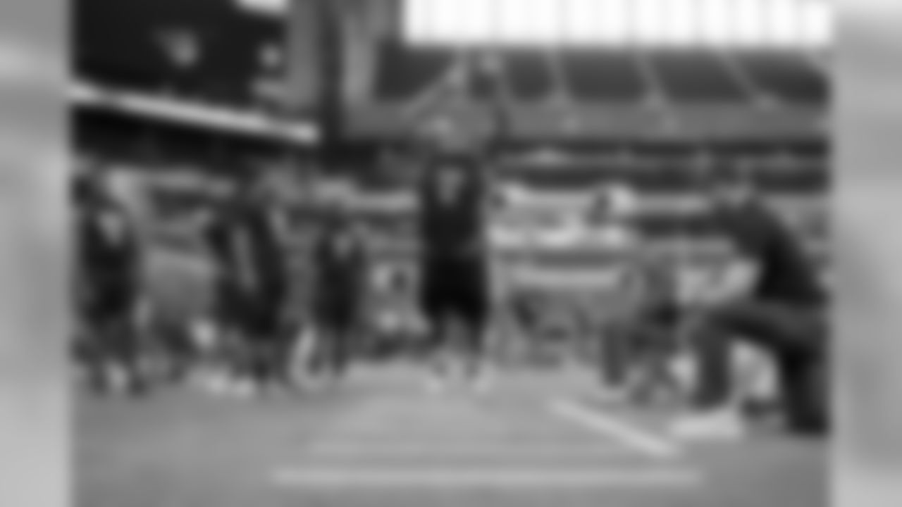 Measured at 6-2, 311 pounds. Had an arm length of 33 inches and a hand span of 9 3/8 inches. Ran a 4.95 40-yard dash, recorded a 28.5-inch vertical leap and 27 reps on the bench press.