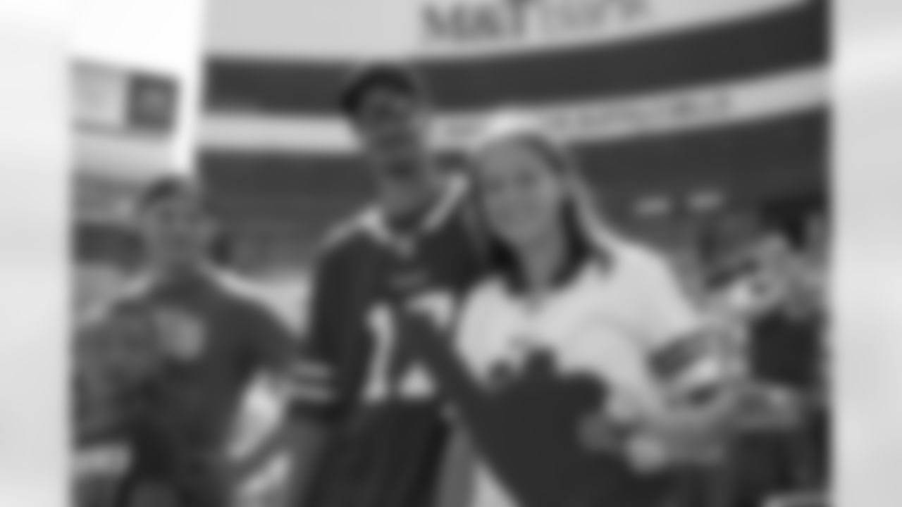Fans. Buffalo Bills vs Denver Broncos, Preseason Week 2, August 20, 2022 at Highmark Stadium. Photo by Craig Melvin