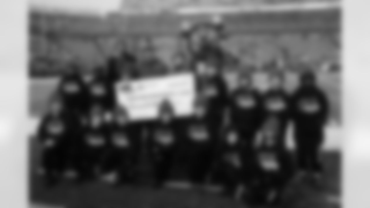Each year, the American Dairy Association Northeast and Buffalo Bills partner to provide $10,000 to a local school district to help them implement physical activity, and health and wellness changes through the Fuel Up to Play 60 Hometown Grant Program. This year's Hometown Grant was awarded to the Sweet Home School District during the Bills vs. Jets pre-game ceremony on December 11, 2022.