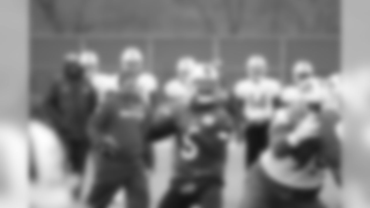 Tyrod Taylor, QB, #5