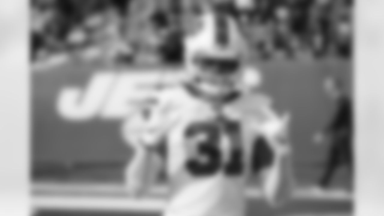 Damar Hamlin (31). Buffalo Bills vs New York Jets at MetLife Stadium, November 14, 2021. Photo by Jeffrey T. Barnes