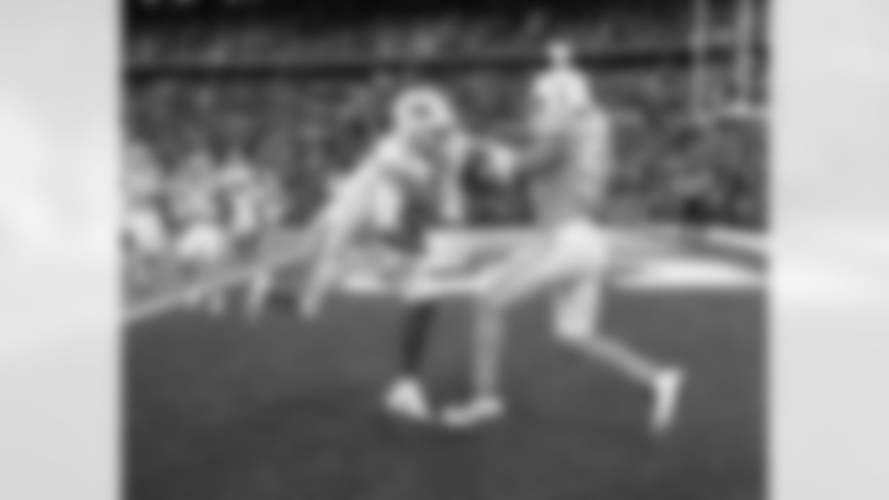 Josh Allen (17) 4th quarter touchdown. Buffalo Bills vs Miami Dolphins at Highmark Stadium, October 31, 2021. Photo by Bill Wippert