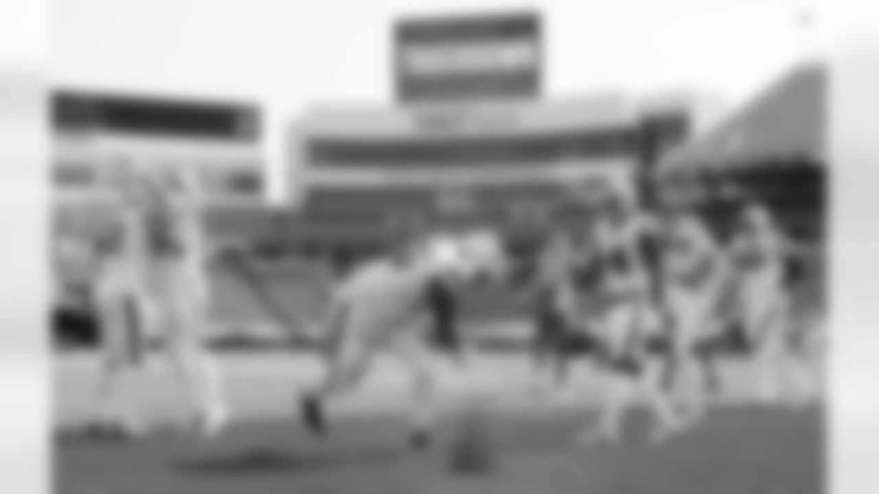 Tyler Kroft (81) touchdown Buffalo Bills vs Los Angeles Rams, September 27, 2020 at Bills Stadium.
Photo by Bill Wippert