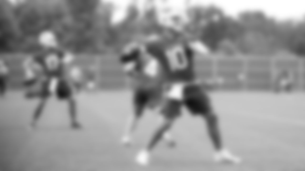 Mitchell Trubisky (10). Buffalo Bills Week 3 practice, September 23, 2021. Photo by Ben Green