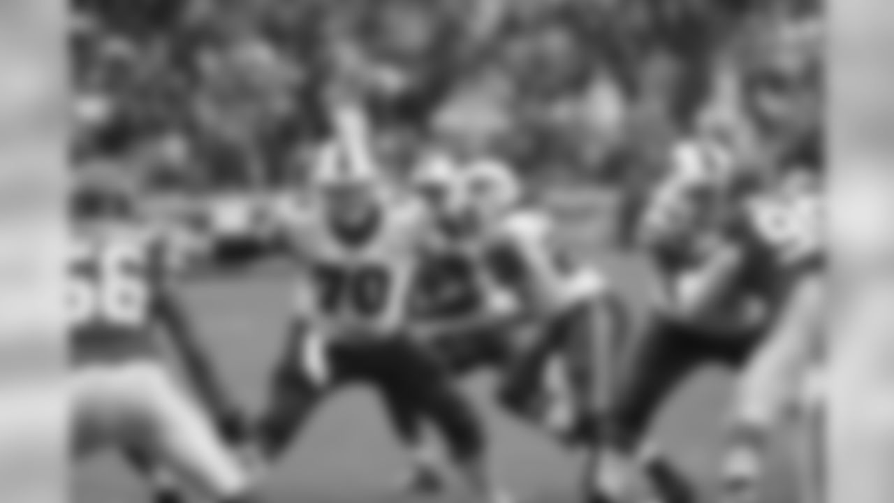 Center Eric Wood (No. 70) - 2015